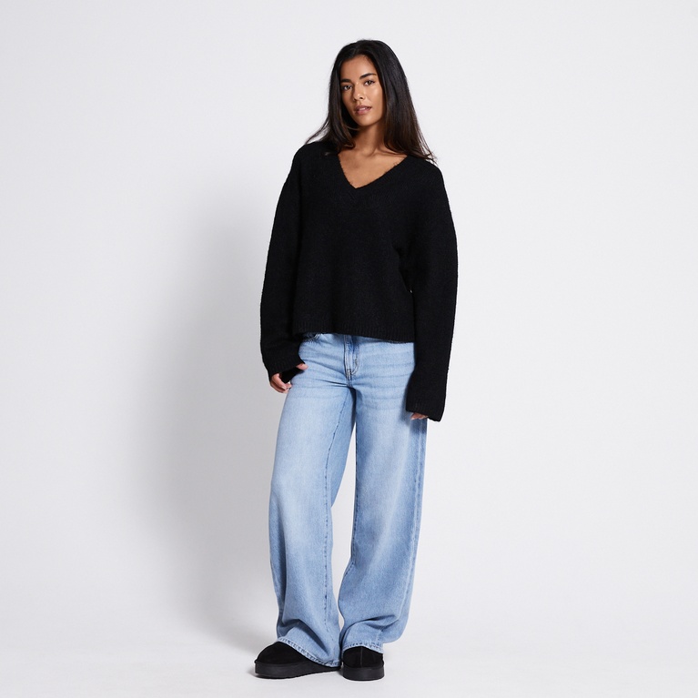 V-neck knit sweater "Eina" Black